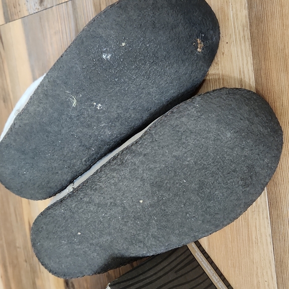 Sorel womens house shoes, size 7, British tan - Picture 5 of 6